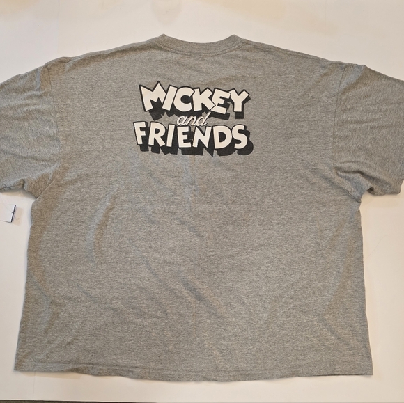 Disney Mickey & Friends "Squad" Gray Double Sided T-Shirt Men's Big And Tall 2X - Picture 4 of 6